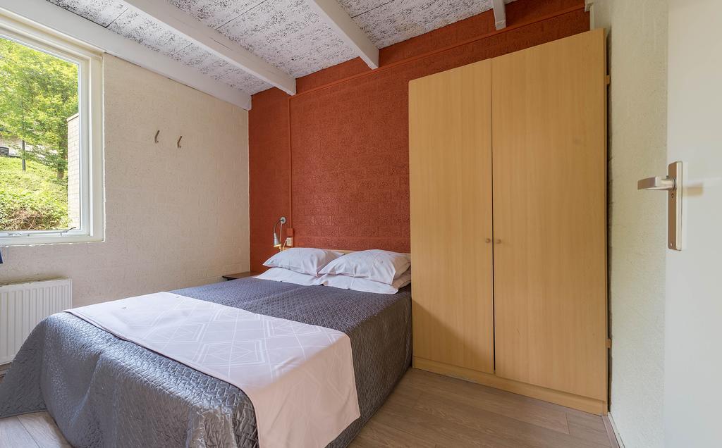 Roompot Schin Op Geul Born Room photo
