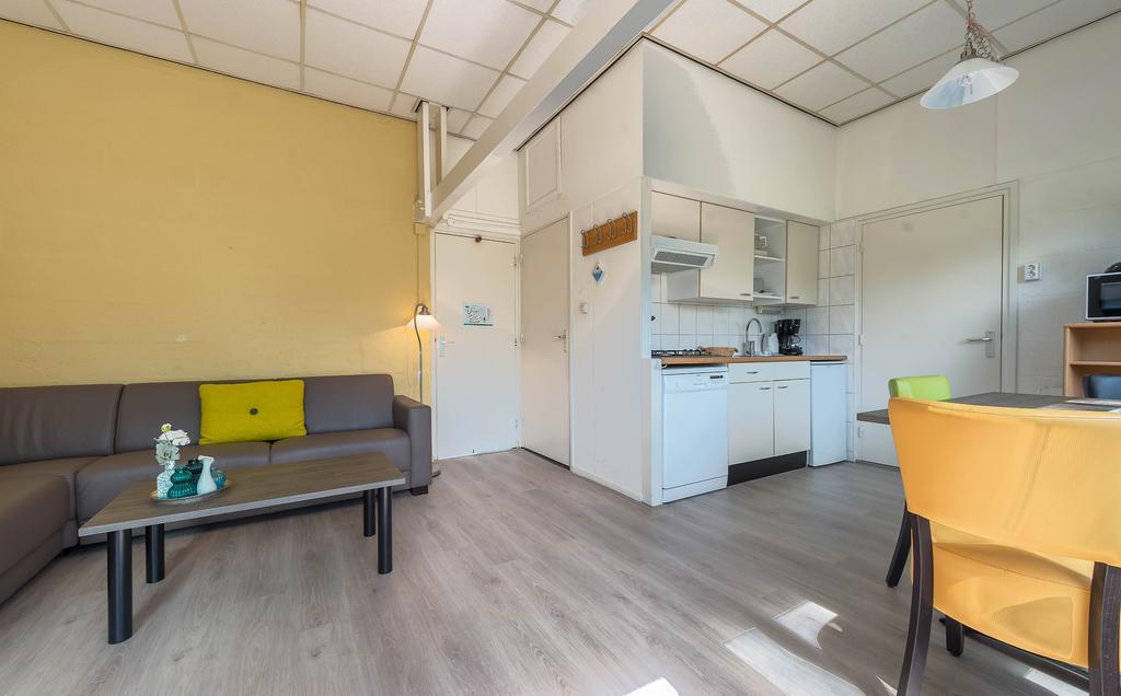 Roompot Schin Op Geul Born Room photo