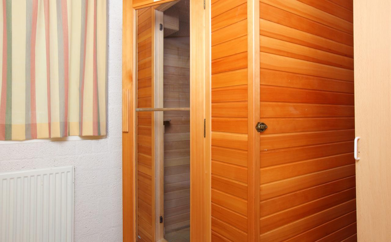 Roompot Schin Op Geul Born Room photo
