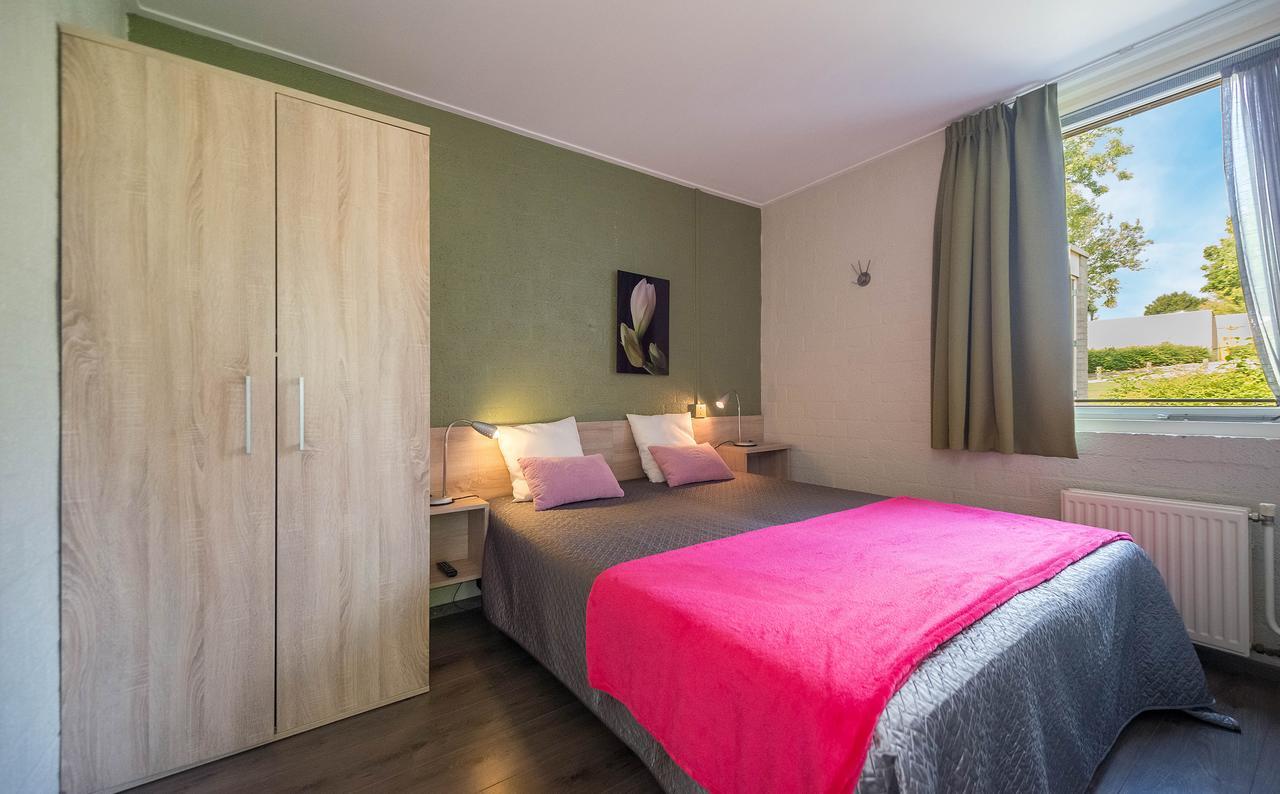 Roompot Schin Op Geul Born Room photo